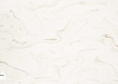 M 712 Stylish Moon (B)